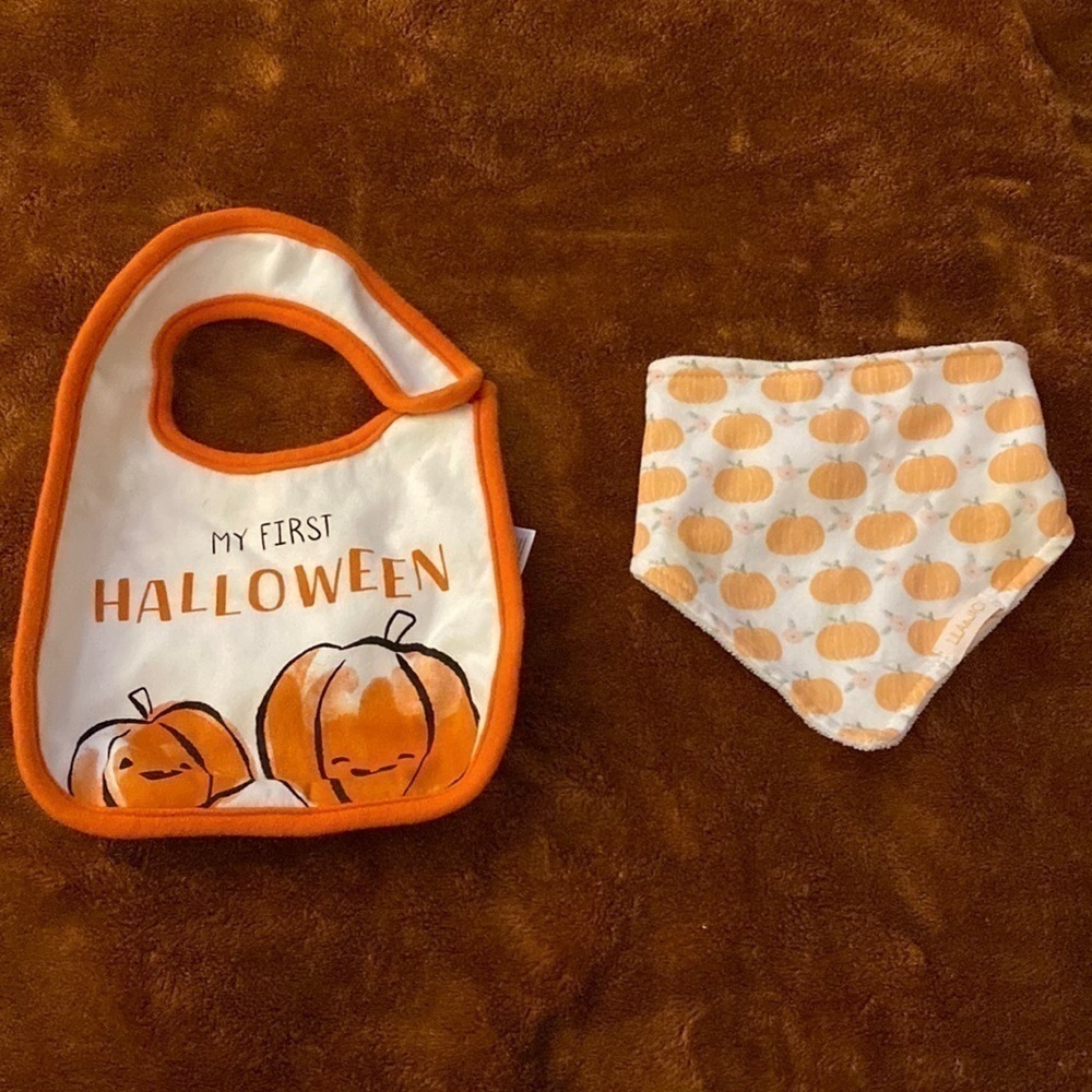 3/$15 SALE Lot of 2 Baby Halloween Bibs- Carters & Lila & Jack